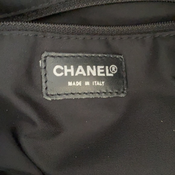 Chanel Travel Line Tote - Picture 10 of 10